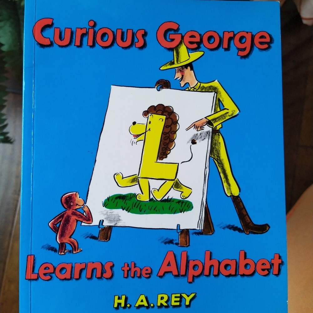 Curious George Learns The Alphabet Paperback
